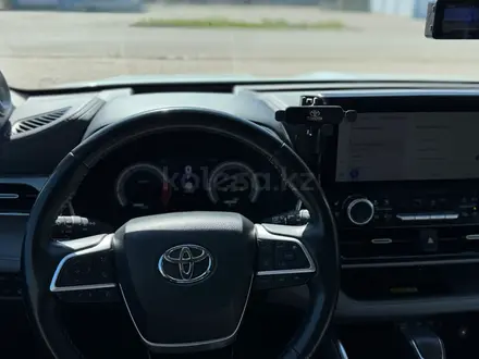 Toyota Highlander 2023 года за 26 500 000 тг. в Шымкент – фото 3