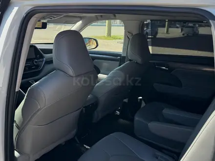 Toyota Highlander 2023 года за 26 500 000 тг. в Шымкент – фото 14