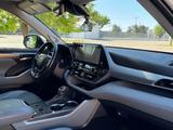 Toyota Highlander 2023 годаүшін26 500 000 тг. в Шымкент