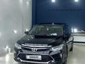 Toyota Camry 2018 года за 14 500 000 тг. в Актобе – фото 7