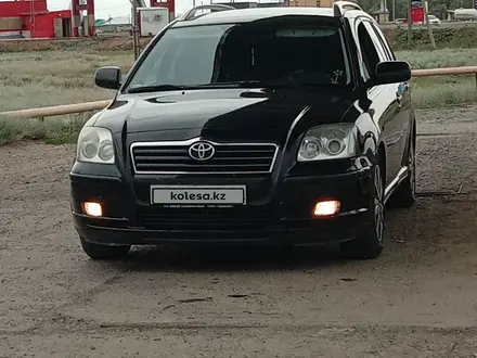 Toyota Avensis 2005 года за 4 000 000 тг. в Уральск – фото 4