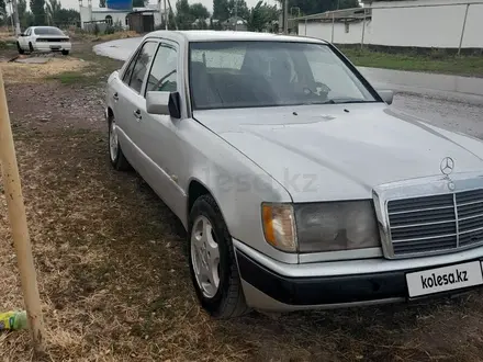 Mercedes-Benz E 200 1992 года за 900 000 тг. в Мерке – фото 5