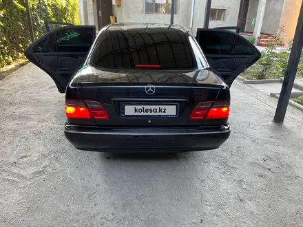 Mercedes-Benz E 320 2001 года за 6 400 000 тг. в Шымкент – фото 7