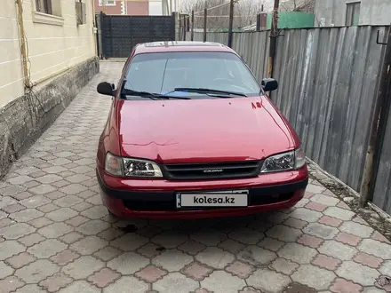 Toyota Carina E 1994 года за 1 500 000 тг. в Алматы – фото 2