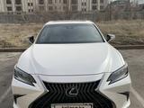 Lexus ES 250 2022 года за 31 000 000 тг. в Алматы – фото 3