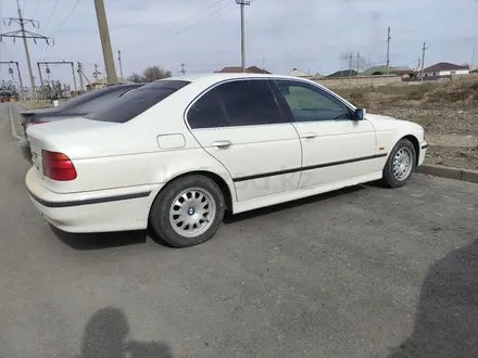 BMW 523 1996 года за 3 000 000 тг. в Туркестан – фото 3