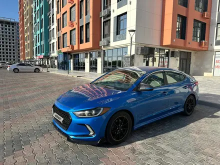 Hyundai Elantra 2017 года за 5 500 000 тг. в Актау – фото 10