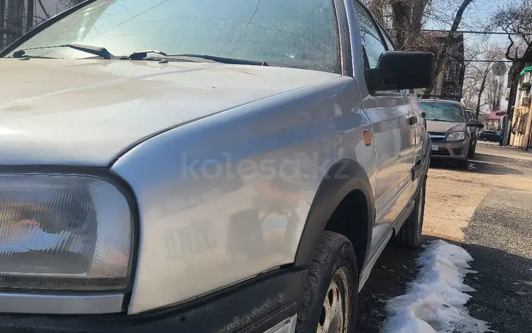 Volkswagen Golf 1996 года за 700 000 тг. в Алматы