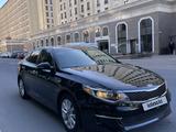 Kia Optima 2018 года за 9 000 000 тг. в Астана – фото 2