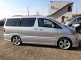 Toyota Alphard 2004 года за 8 800 000 тг. в Алматы