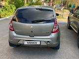 Renault Sandero 2010 года за 2 600 000 тг. в Актобе – фото 2