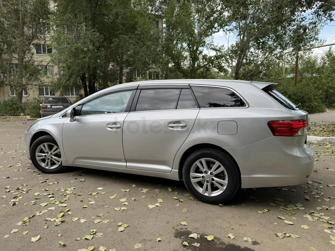 Toyota Avensis, 2013