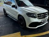 Mercedes-Benz GLS 63 AMG 2016 года за 39 500 000 тг. в Астана – фото 2