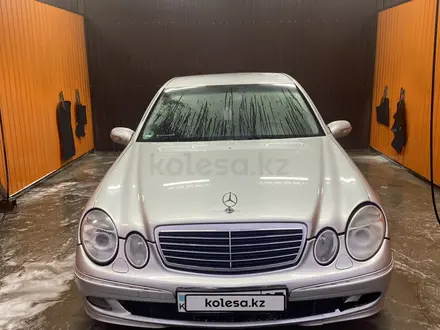 Mercedes-Benz E 240 2004 года за 3 500 000 тг. в Алматы – фото 10