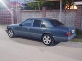 Mercedes-Benz E 220 1994 годаүшін1 750 000 тг. в Алматы