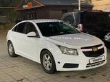 Chevrolet Cruze 2011 года за 3 300 000 тг. в Алматы – фото 4