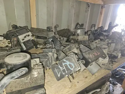Блок абс за 371 тг. в Алматы