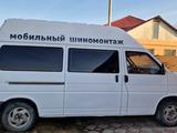Volkswagen Transporter 1999 года за 3 200 000 тг. в Астана – фото 4