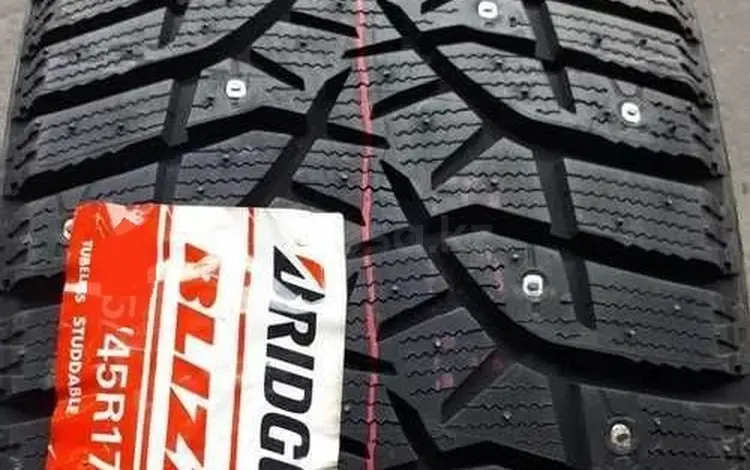 Шины Bridgestone 245/45/r17 SPike-02 за 88 500 тг. в Алматы