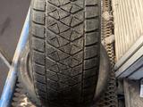 Bridgestone Blizzak DM-V2 265/45R21 104T за 15 000 тг. в Алматы