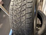 Bridgestone Blizzak DM-V2 265/45R21 104T за 15 000 тг. в Алматы – фото 3