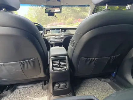 Kia K7 2019 года за 13 300 000 тг. в Алматы – фото 17