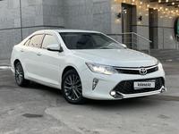 Toyota Camry 2017 годаfor13 500 000 тг. в Алматы