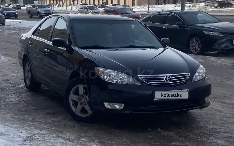 Toyota Camry 2004 годаfor4 400 000 тг. в Астана