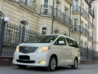 Toyota Alphard, 2010