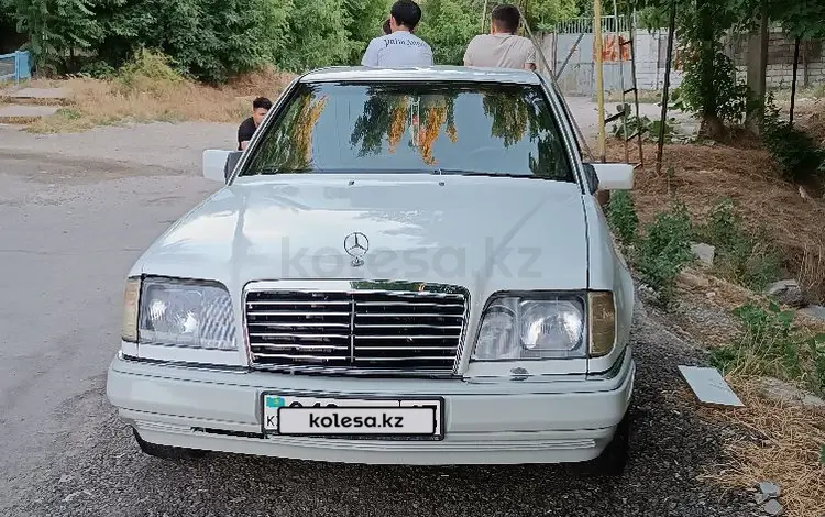 Mercedes-Benz E 200 1993 года за 1 500 000 тг. в Шымкент