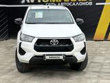 Toyota Hilux 2025 года за 24 900 000 тг. в Атырау – фото 2
