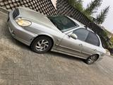 Hyundai Sonata 2004 годаүшін700 000 тг. в Актобе – фото 3