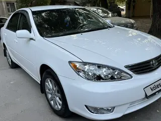 Toyota Camry, 2005