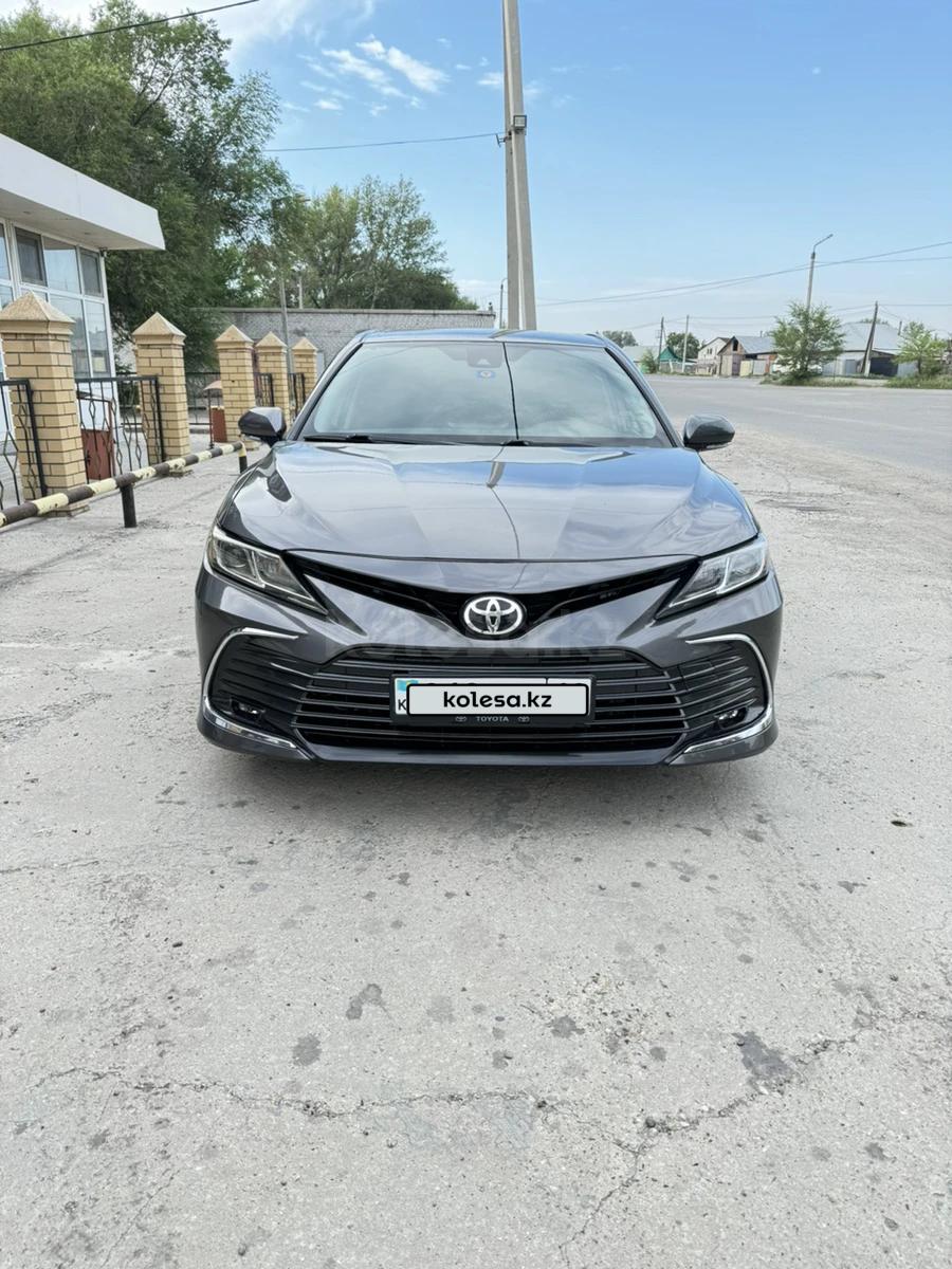 Toyota Camry 2021 г.