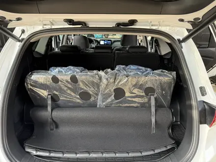 Hyundai Santa Fe 2023 года за 15 500 000 тг. в Алматы – фото 19