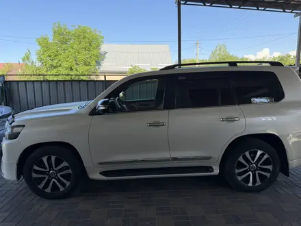 Toyota Land Cruiser 2016 года за 33 500 000 тг. в Алматы – фото 2