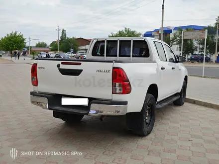 Toyota Hilux 2017 года за 12 500 000 тг. в Кульсары – фото 5