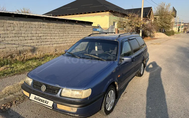 Volkswagen Passat 1993 годаfor1 600 000 тг. в Шымкент