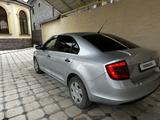 Skoda Rapid 2013 года за 4 100 000 тг. в Шымкент – фото 5