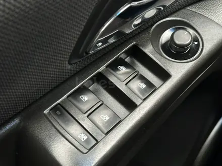 Chevrolet Cruze 2013 года за 4 600 000 тг. в Актобе – фото 18