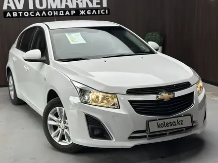 Chevrolet Cruze 2013 года за 4 600 000 тг. в Актобе – фото 3