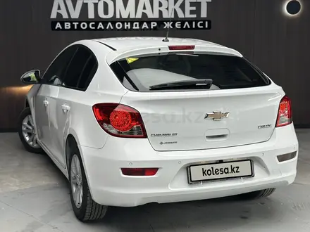Chevrolet Cruze 2013 года за 4 600 000 тг. в Актобе – фото 5