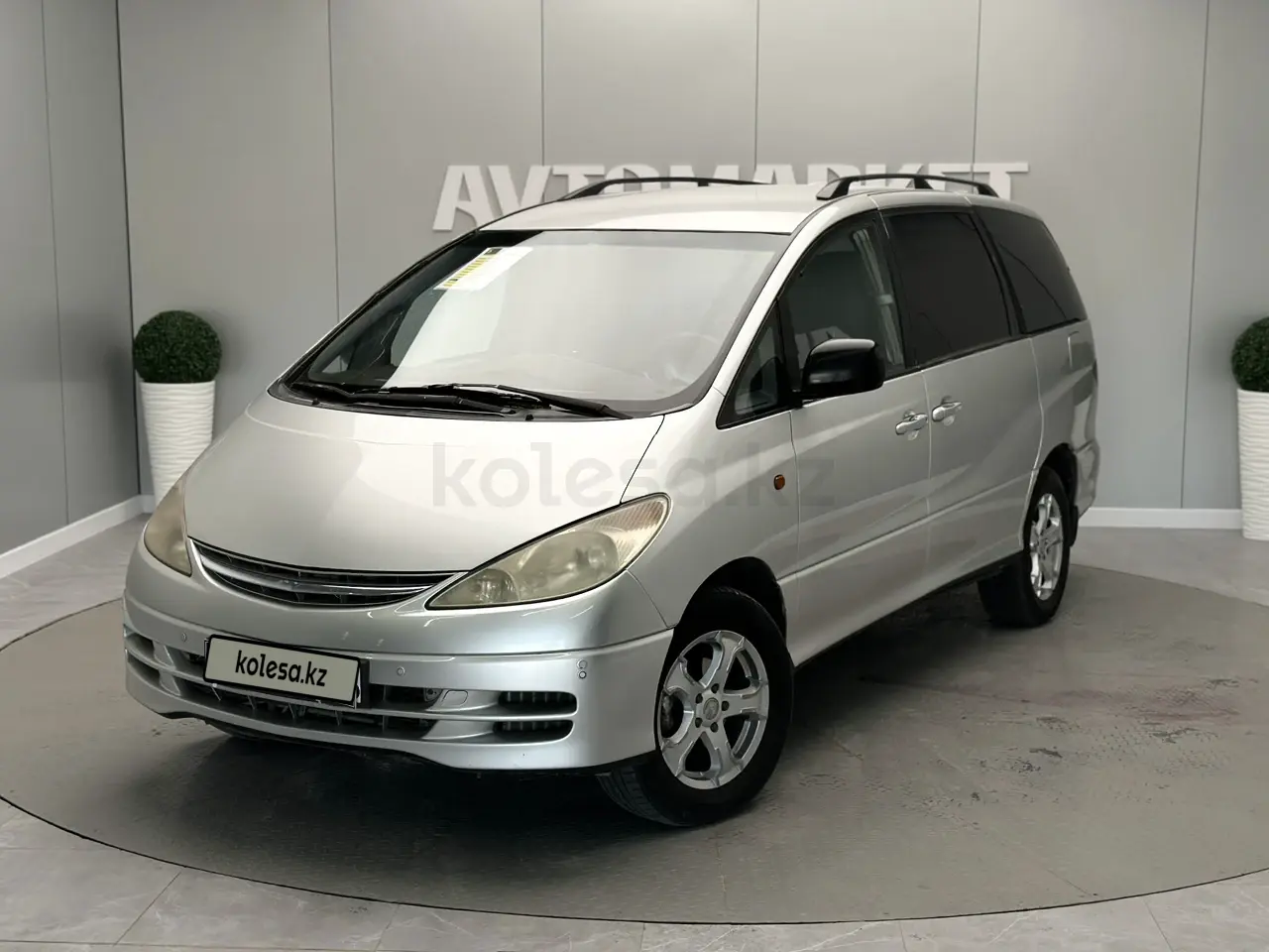 Toyota Previa, 2002