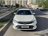 Toyota Camry 2016 года за 10 900 000 тг. в Астана – фото 2