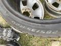 Одна зимняя шина 285/35/20 285/35R20 Pirelli. за 35 000 тг. в Алматы – фото 3