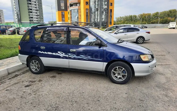 Toyota Ipsum 1997 годаүшін3 200 000 тг. в Усть-Каменогорск