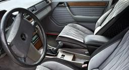 Mercedes-Benz E 300 1991 годаүшін600 000 тг. в Астана – фото 5