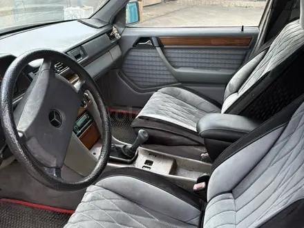 Mercedes-Benz E 300 1991 года за 600 000 тг. в Астана – фото 5
