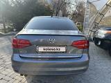 Volkswagen Jetta 2018 года за 8 000 000 тг. в Алматы – фото 4
