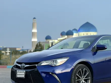 Toyota Camry 2015 года за 6 600 000 тг. в Жанаозен